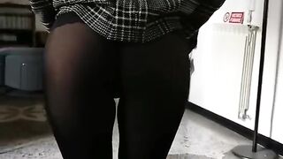 Leggings: Turning around to show my tight little ass wrapped in tights #4