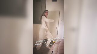 Lele Pons: Pj's and a little bit of twerk #2