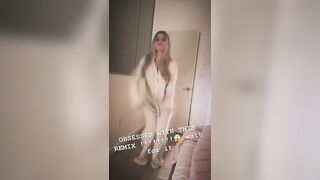 Lele Pons: Pj's and a little bit of twerk #4