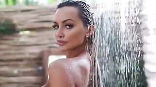 Lindsey Pelas: might as well just post the gif #3