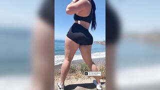 Lisa Wanwisa: Making those cheeks jiggle #2