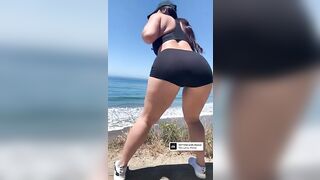 Lisa Wanwisa: Making those cheeks jiggle #4