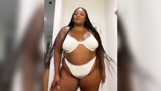 Lizzo: This video has me hard as fuck #2