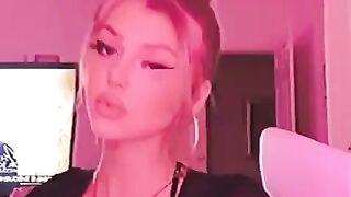 Loren Gray: Obsessed with her tongue #2