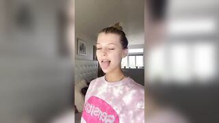 Loren Gray: tongue loop #2