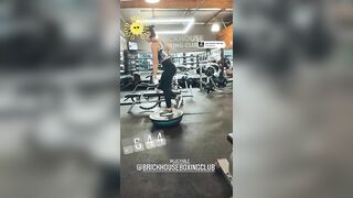 Lucy Hale: Morning workout #4