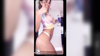 Lyna Perez: lynaritaa - Video #2056 #2