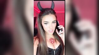 Madison Beer: Halloween costume - Instagram October 25, 2019 #2