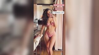 Madison Pettis: new SxF set #1