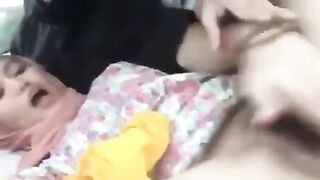 Malays: Wild hijab girl enjoys getting fingered in the car, what a lucky guy #3