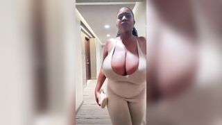 Maseratixxx: Maserati sexy strut #3