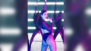 Dua Lipa: JIGLLY ASS...... #4