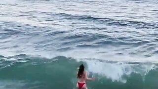 Elsie Hewitt: ocean fun #2