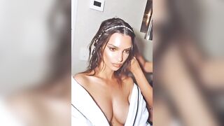 Emily Ratajkowski: Met Gala BTS #3