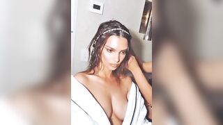 Emily Ratajkowski: Met Gala BTS #4