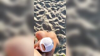 Eating Pussy: What’s your favorite beach activity? ;p #2