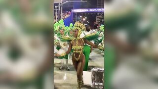 Famosas Gostosas: Iza carnaval - Tik Tok #3