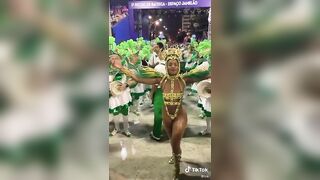 Famosas Gostosas: Iza carnaval - Tik Tok #4