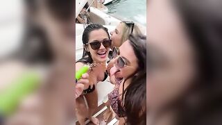 Famosas Gostosas: Grazi Mourão e duas amigas #4