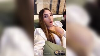 Famosas Gostosas: Amanda Maia fumando um ♥️♥️ ♥️♥️ com o peitão de fora #4