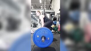 Fit Girls: 150kg deadlifts #3