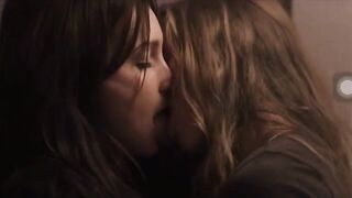 Tracey spiridakos (upton Chicago pd ) lesbian make out with Katie Cassidy (laurel lance Arrow) #3