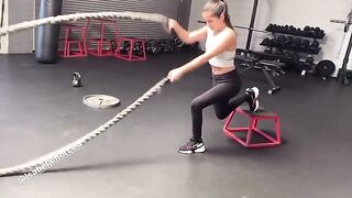 Isabela Merced: Battle ropes #2