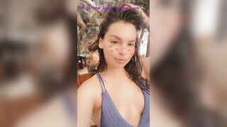 Isabella Gomez: Kisses #3