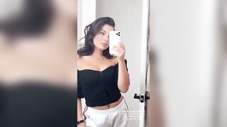 Isabella Gomez: Feeling Herself #3