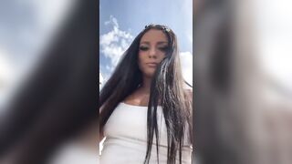 Jade Chynoweth: walking #3