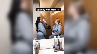 Jailyne Ojeda: Did a little twerk in front of her mom #3