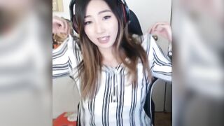 xChocoBars: I like her tits, bonus shake #2