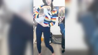 Dancing Pussy ????