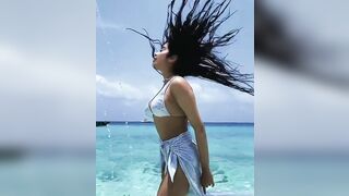 Janhvi kapoor - hair flippin in a bikini