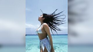 Janhvi Kapoor: Janhvi kapoor - hair flippin in a bikini #3