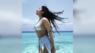 Janhvi Kapoor: Janhvi kapoor - hair flippin in a bikini #4