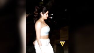 Janhvi Kapoor: Arre janhvi Kapoor ma'am ruko zara #2