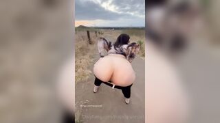 Jasime Jnad: Mmm big booty Queen!! ♥️♥️♥️♥️ #4