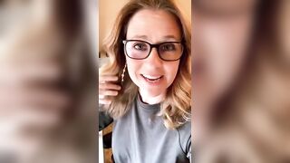 Jenna Fischer: Makeup and hair done today #2