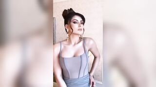 Bollywood: Urvashi Rautela has the body that deserves loads of jizz on it.... ♥️♥️♥️♥️♥️♥️♥️♥️ #4