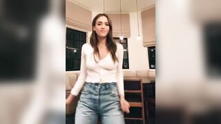 Jessica Alba: Jessica's got the moves! #2