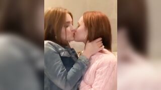 Jia Lissa: “I’m a simple man. I see redhead, I upvote.” #3