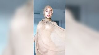 Hijab n Naked