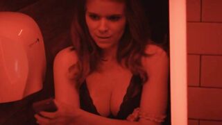 Kate Mara: Taking the photo from Teacher #2