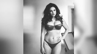 Kelly Brook: Black and white №2 #2