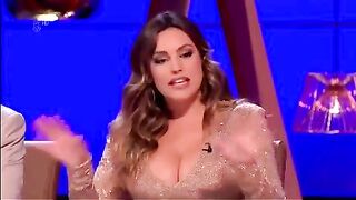 Kelly Brook: Her boobs are so huge #2