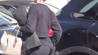 Khloe Kardashian: She couldn’t even get her shirt over that ass #4