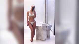 Kim Kardashian: Perfect body №3 #4