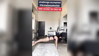 Kira Kosarin: Push ups #2