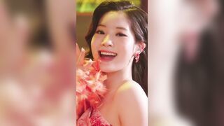 Kpop: TWICE - Dahyun feat. Sana #4